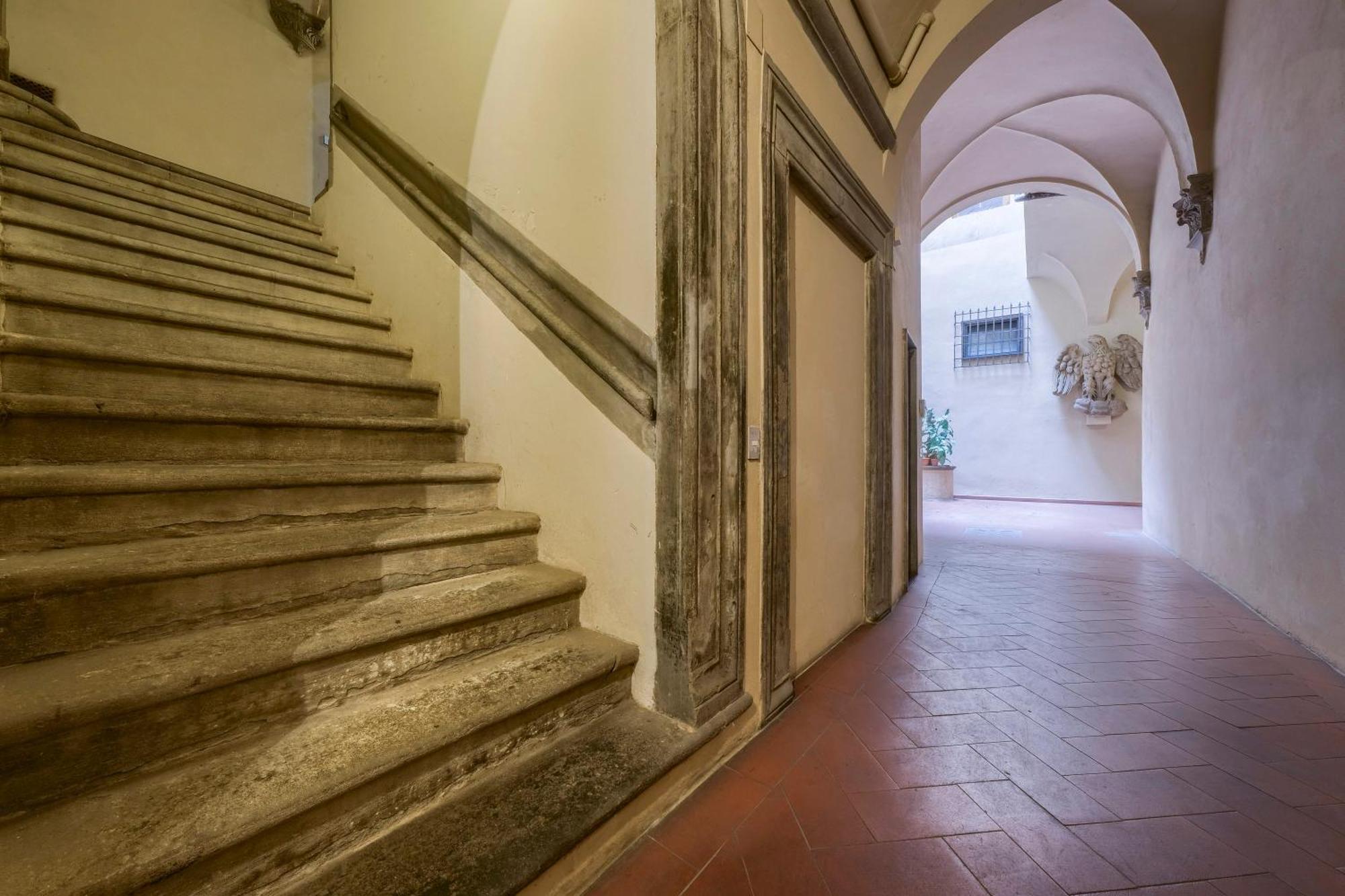 La Casa Di Dante Alighieri Apartamento Florença Exterior foto