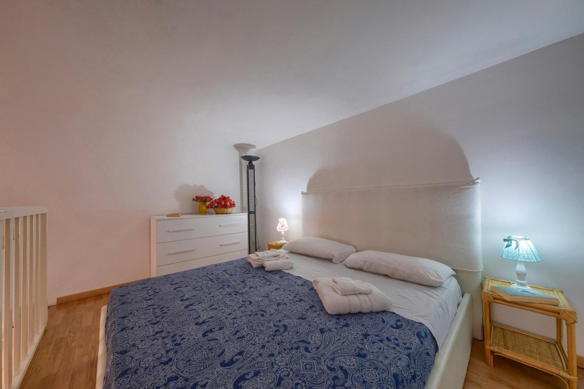 La Casa Di Dante Alighieri Apartamento Florença Exterior foto