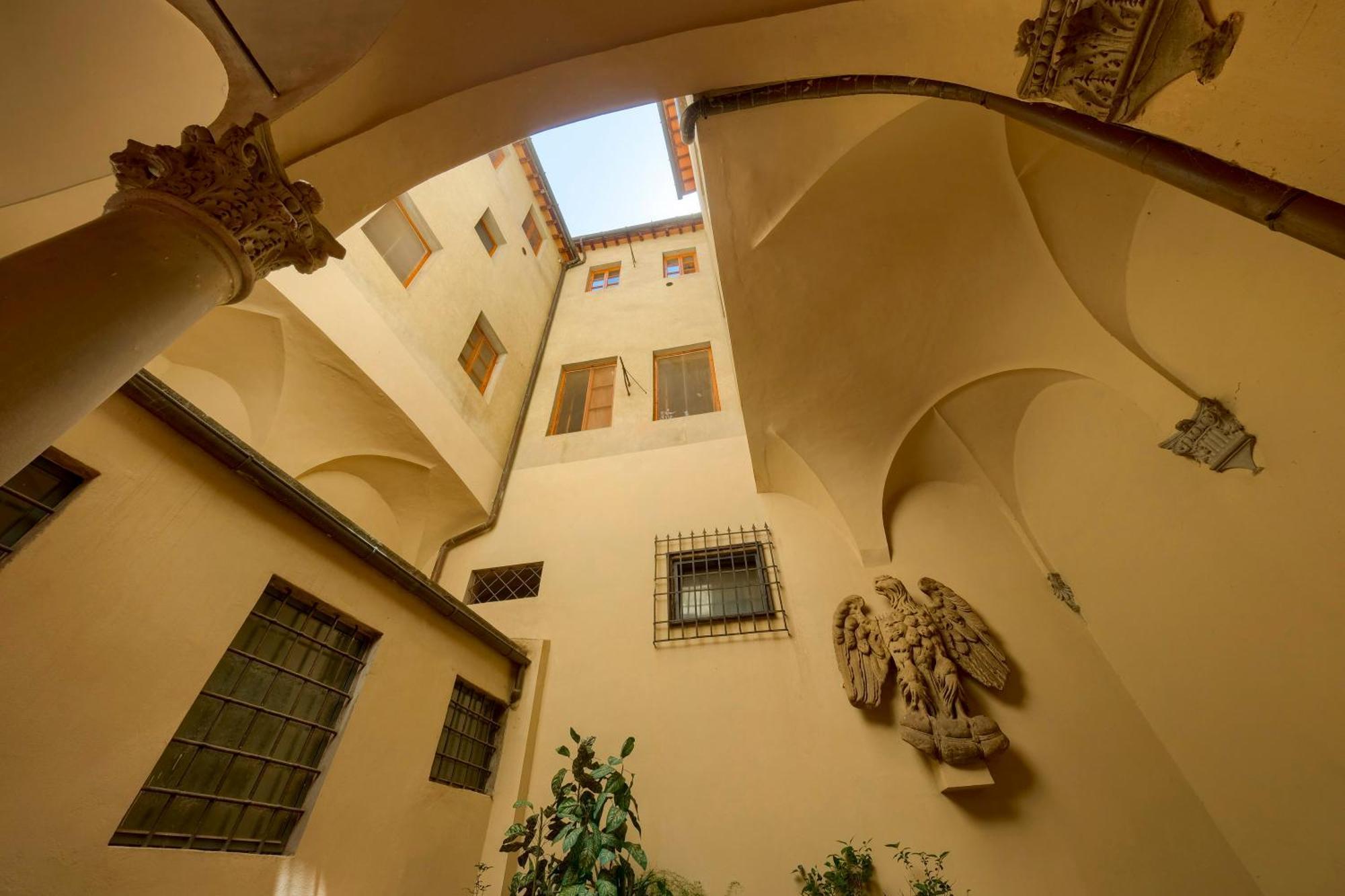 La Casa Di Dante Alighieri Apartamento Florença Exterior foto